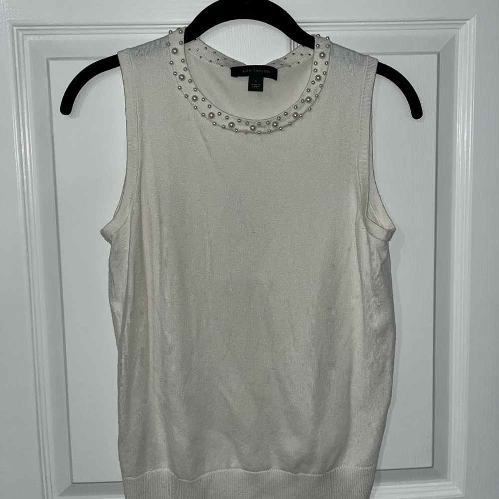 Anne Klein top size small
